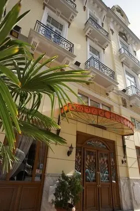 Hotel Luxembourg - Dış Mekan