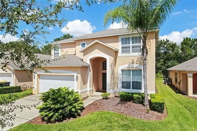 Luxuriate In Our Spacious 7br, 4.5ba 7 Bedroom Villa by Redawning