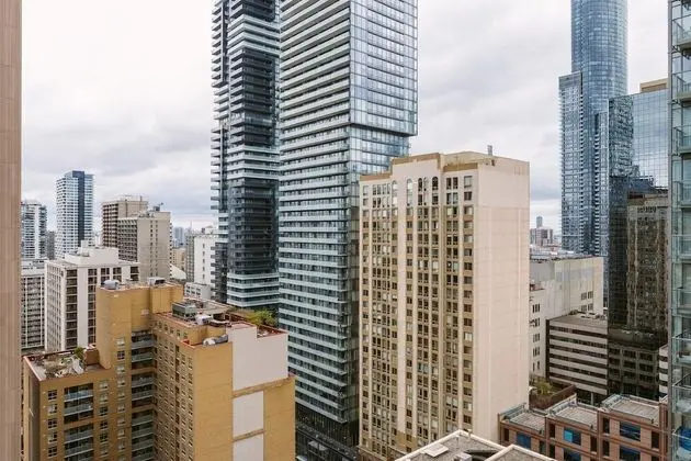 Luxurious 2-bedroom Condo