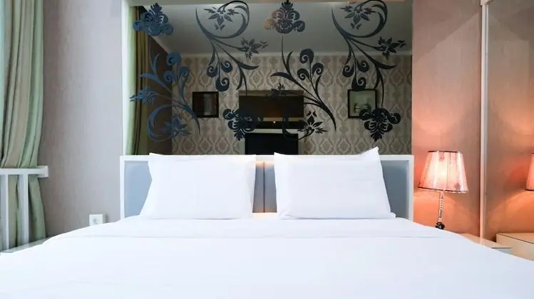Luxurious 2Br At The Via And The Vue Ciputra World Apartment - Oda