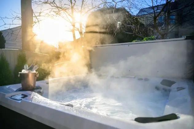 Luxurious 4 Bedroom Townhouse in Buxton