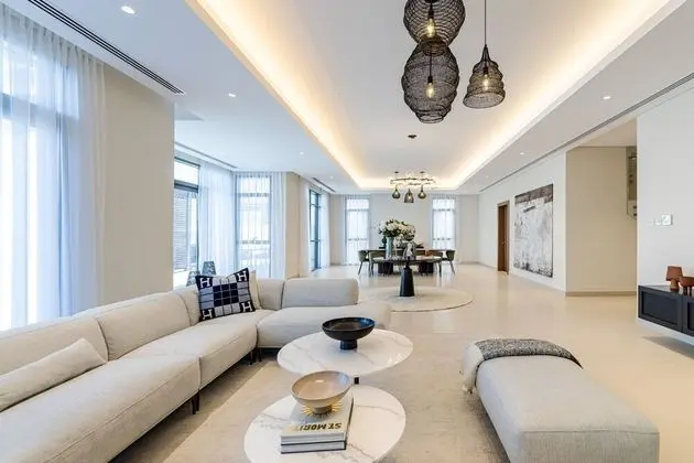 Luxurious 5 Bed Villa 60B Palm Jumeirah - Oda Düzeni