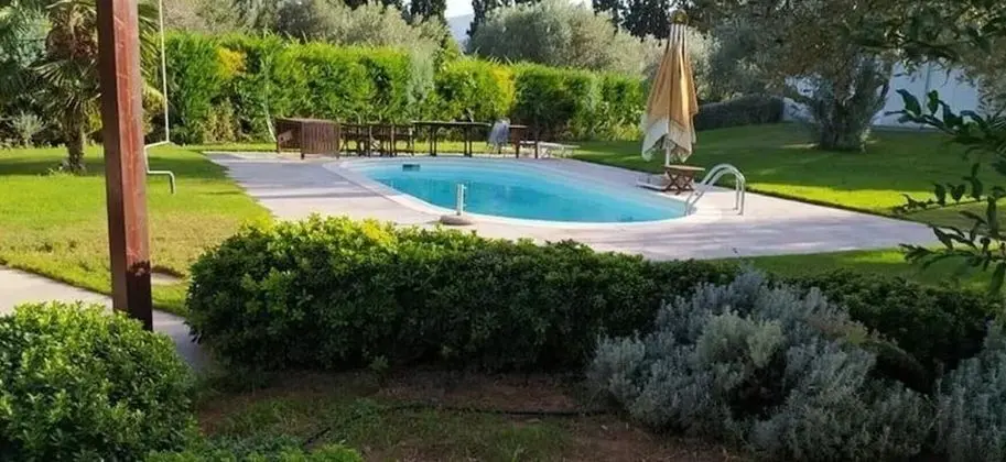 Luxurious 6 Bedroom Villa In a Great Location