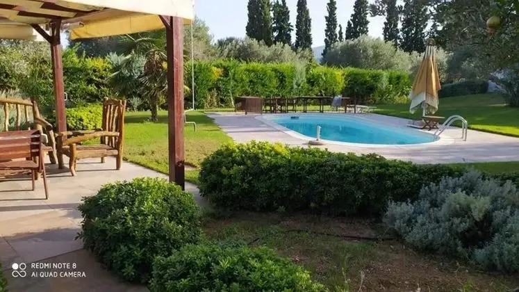 Luxurious 6 Bedroom Villa In a Great Location - Havuz
