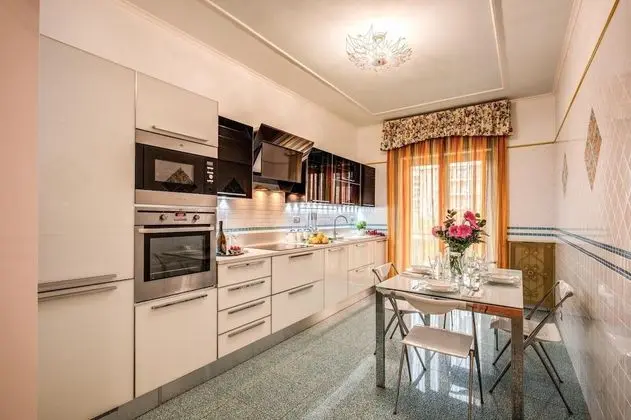 Luxurious Apartment in the Center of Sorrento - İç Mekan