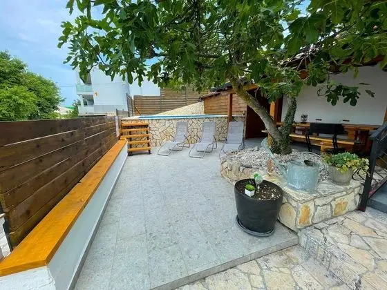 Luxurious Apartment in Dramalj With Swimming Pool