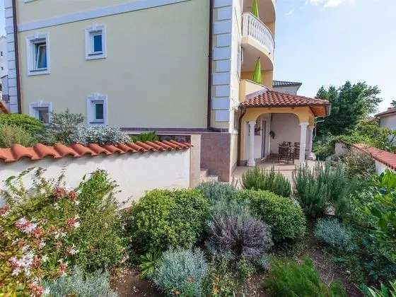 Luxurious Apartment in Kvarner by Sea