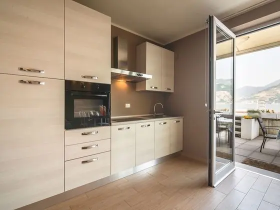 Luxurious Apartment in Marone Overlooking Lake Iseo - Mutfak