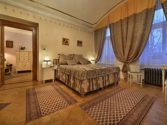 Luxurious Apartment Near River in Cezch Republic - Oda Düzeni