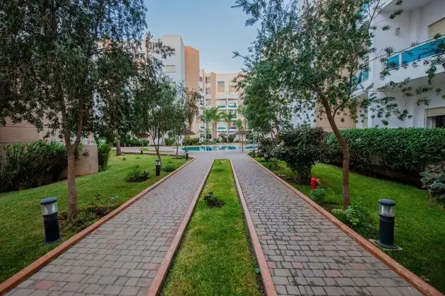 Luxurious Apartment Nouacer Near the Airport Witth Garden View