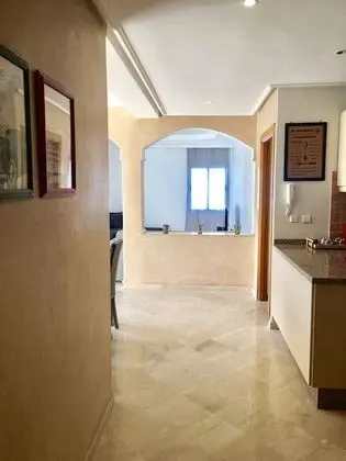 Luxurious Apartment with Private Garden - Lobi