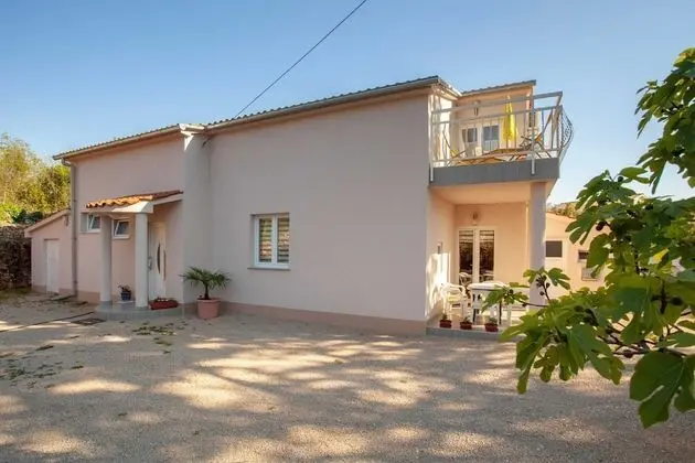 Luxurious Apartment in Sveti Vid-miholjice With Terrace - Öne Çıkan Resim