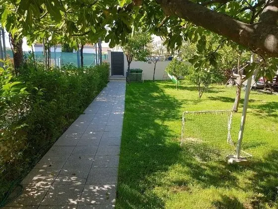 Luxurious Apartment in Zadar With Garden - Lobi