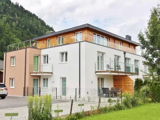 Luxurious Apartment in Zell am See Near Ski Area - Öne Çıkan Resim