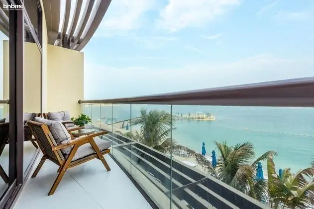 Luxurious Apt In The Palms Sea View Bnbmehomes