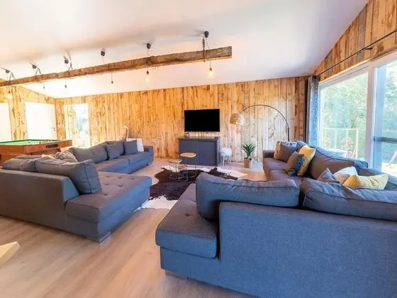Luxurious Chalet at a few Minutes From the Lake of Butgenbach and the High Fens