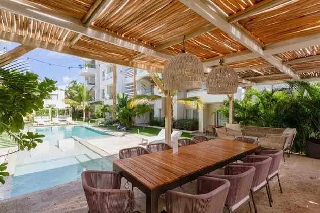 Luxurious Condo Steps From The Beach B2 Los Corales Playa Bavaro - Dış Mekan