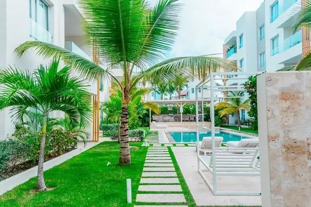 Luxurious Condo Steps From the Beach F1 Los Corales