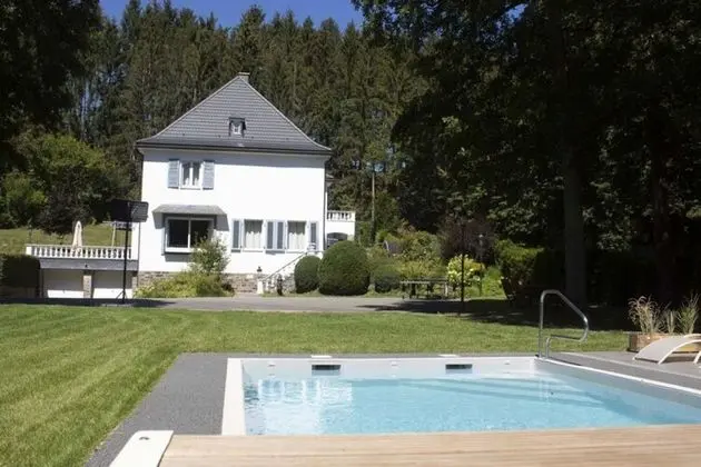 Luxurious Countryside Holiday Home With Swimming Pool - Havuz