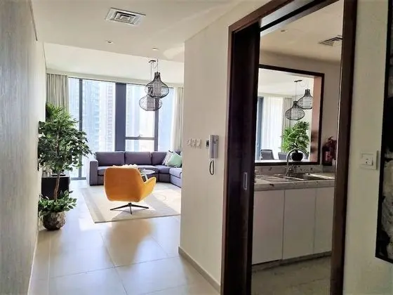 Luxurious Downtown Apt with balcony & View - Lobi