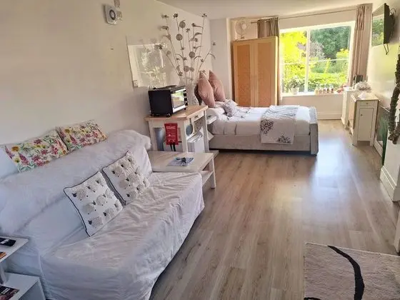 Luxurious Entire Studio in Axminster - Öne Çıkan Resim