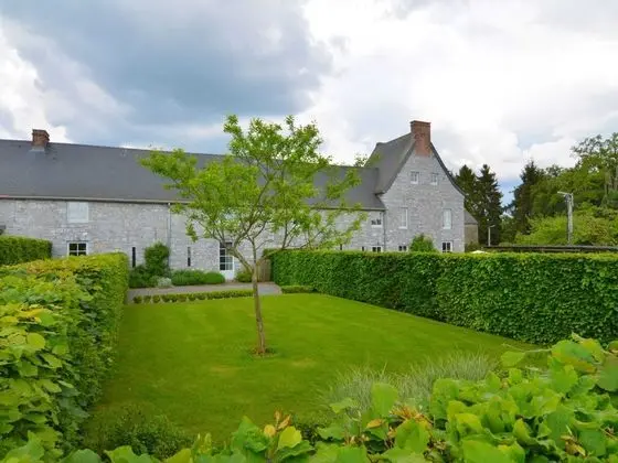 Luxurious Farmhouse With Wellness Situated on an Estate Near Maredsous - Dış Mekan