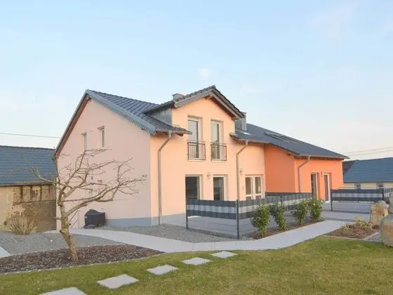 Luxurious Holiday Home in Ellscheid With Sandpit - Öne Çıkan Resim