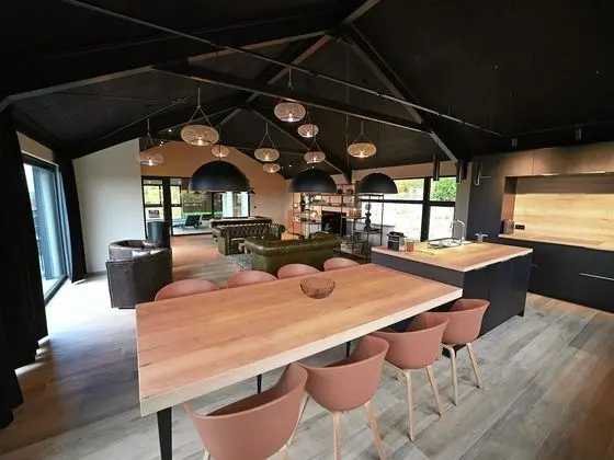 Luxurious Holiday Home With Indoor Pool and a Unique View Over the Valley - Yerinde Yemek