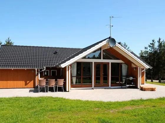 Luxurious Holiday Home With Indoor Whirlpool in Ulfborg