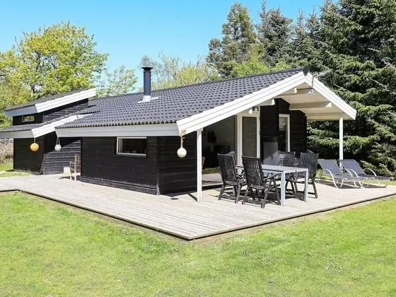 Luxurious Holiday Home in Løkken Jutland With Whirlpool
