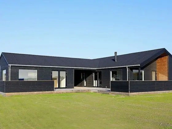 Luxurious Holiday Home in Lokken Jutland With Whirlpool