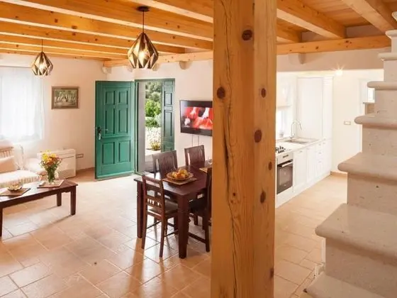 Luxurious Holiday Home in Makarska with Hot Tub - Öne Çıkan Resim