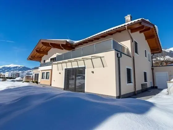 Luxurious Holiday Home in Mittersill With Terrace - Dış Mekan