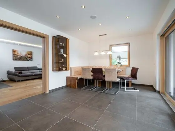 Luxurious Holiday Home in Mittersill With Terrace - Yerinde Yemek