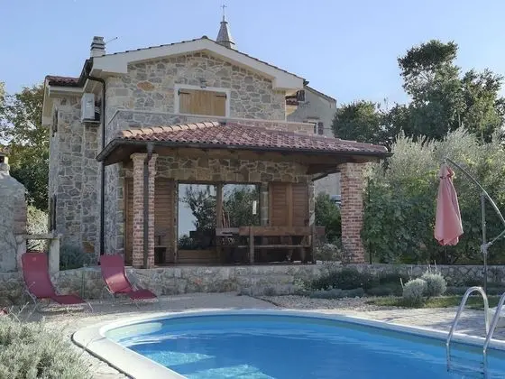 Luxurious Holiday Home With Pool in Poljica
