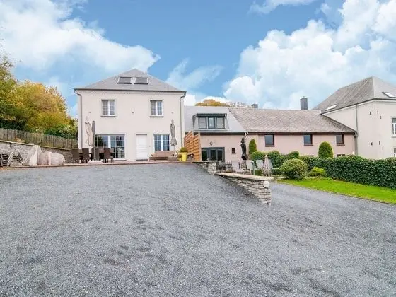 Luxurious Holiday Home With Sauna in Fauvillers