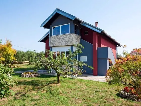 Luxurious Holiday Home in Šopot With Pool - Öne Çıkan Resim