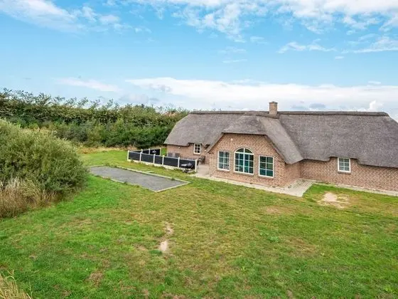 Luxurious Holiday Home in Ulfborg With Swimming Pool