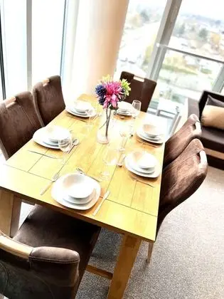 Luxurious Hub MK City Apartment- With Free Underground Parking - Yerinde Yemek