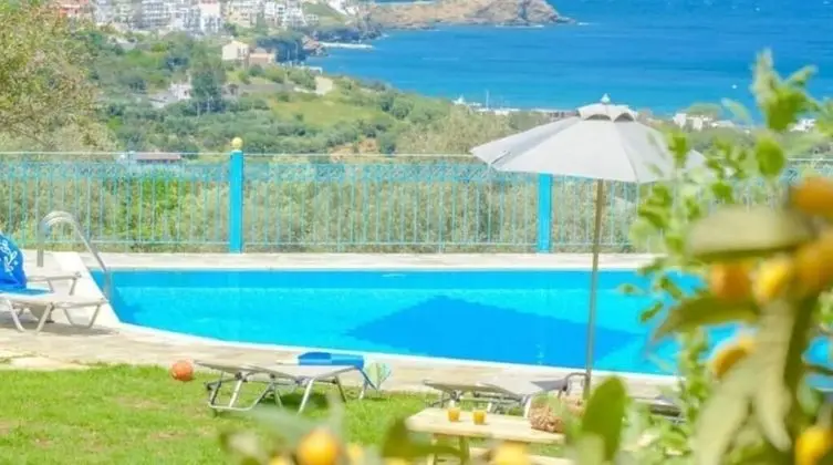Luxurious Villa Kardi a Small Paradise - Havuz
