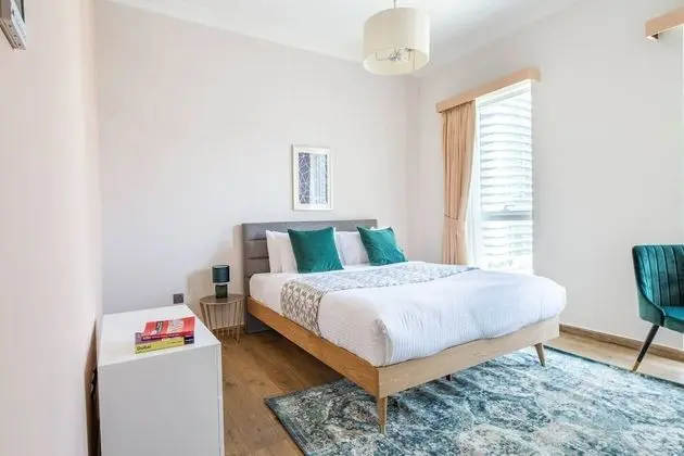 Luxurious Living In This 2BR With Study in Downtown Dubai - Sleeps 5! - İç Mekan