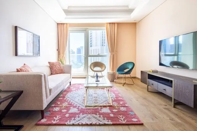 Luxurious Living In This 2BR With Study in Downtown Dubai - Sleeps 5! - Öne Çıkan Resim