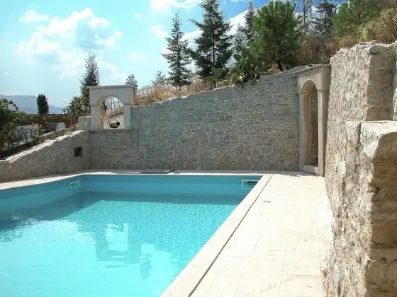 Luxurious Villa in Malades Crete With Swimming Pool - Havuz