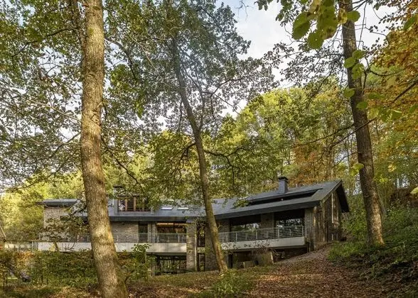 Luxurious Villa in Malmedy With Indoor Swimming Pool - Dış Mekan