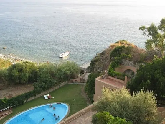 Luxurious Mansion in Capo Vaticano With Sea Views - Havuz