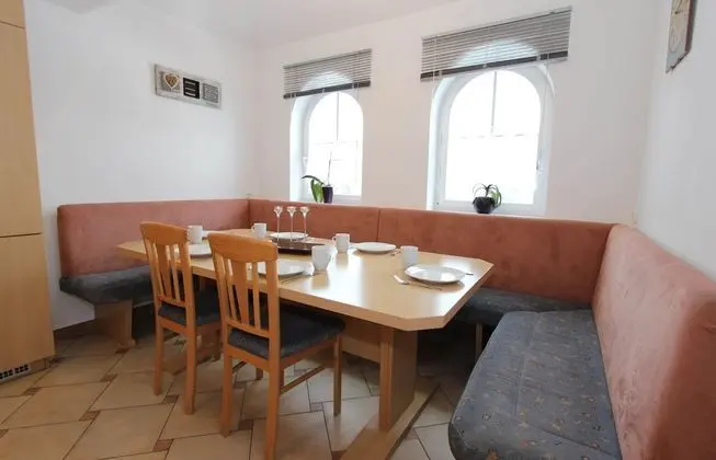 Luxurious Mansion in Goldegg Near Skiing Area - Yerinde Yemek