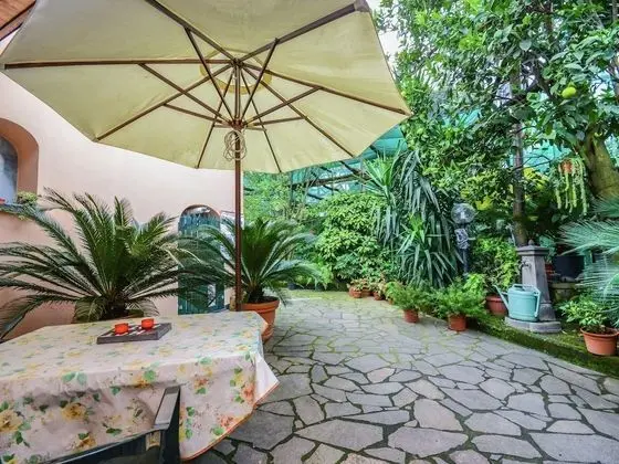 Luxurious Mansion in Sorrento With Garden