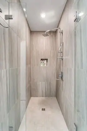 LUXURIOUS Million-Dollar Condo Parking - Banyo Tipleri