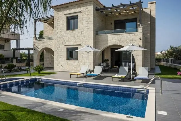 Luxurious Modern Mansion With Private Pool and Sauna 200m From Beach - Oda