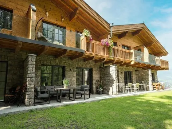 Luxurious Mountain View Holiday Home With Sauna in Krimml - Öne Çıkan Resim